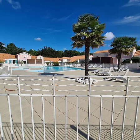 Pavillon Pres De L'ocean Avec Piscine Chauffee Securisee - Fr-1-224c-355 別荘